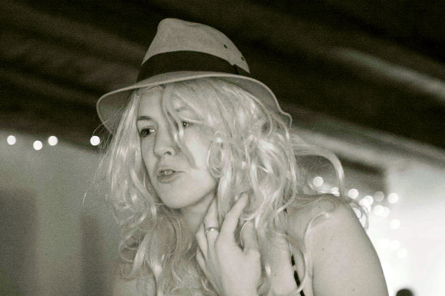  Britney - Christophe Martel 