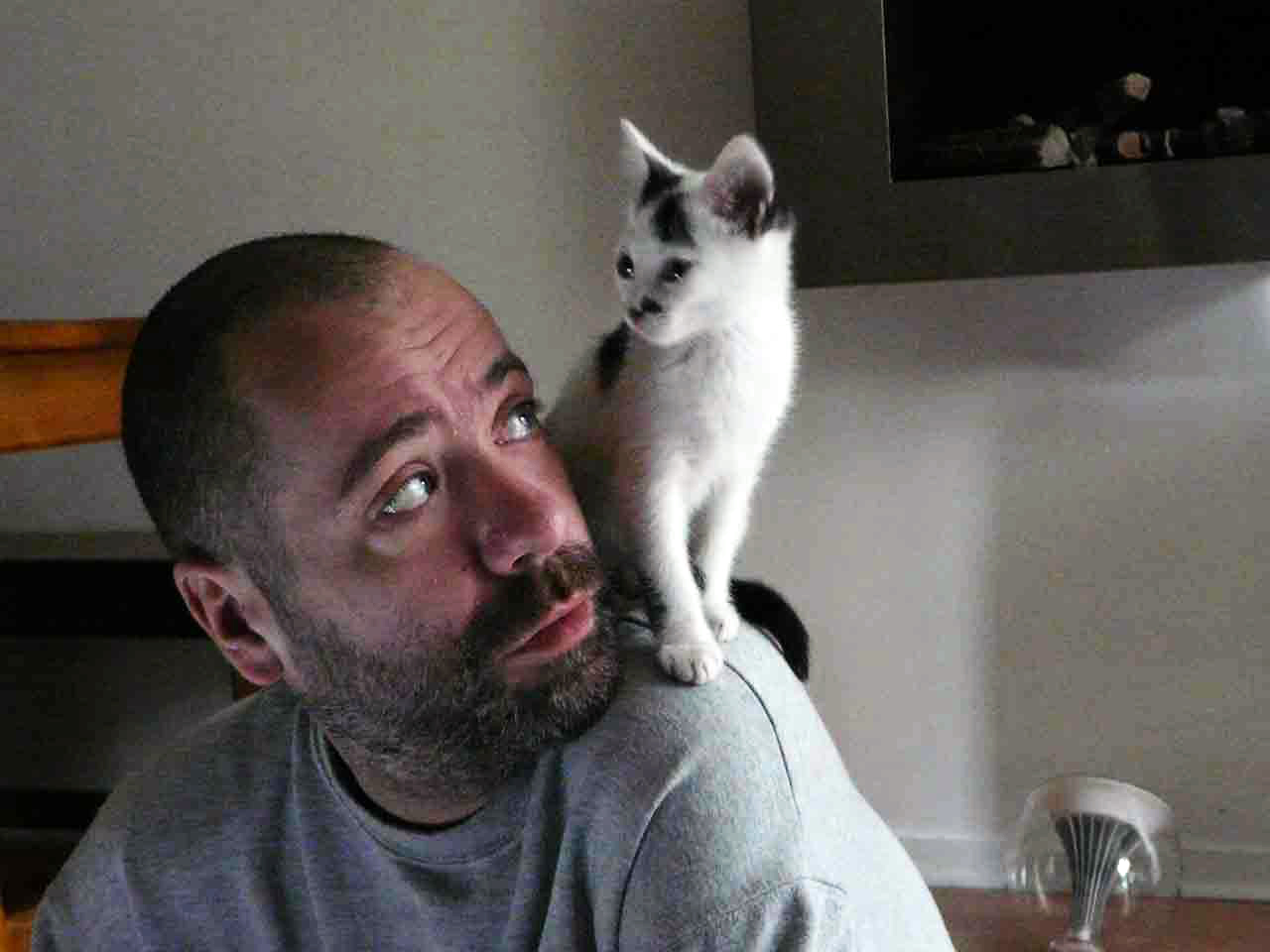  Man and cat 3 - Christophe Martel 